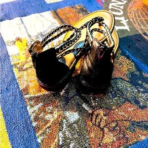 B.O.C. SANDALS ALSO KNOWN AS BORN O CONCEPT.